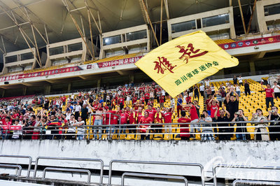 社會足球場地設(shè)施建設(shè)&middot;四川在行動②|你身邊的足球場還有多少?